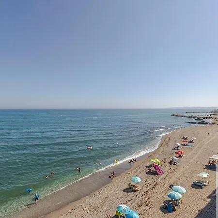 Wonderful Beachfront * Бенальмадена